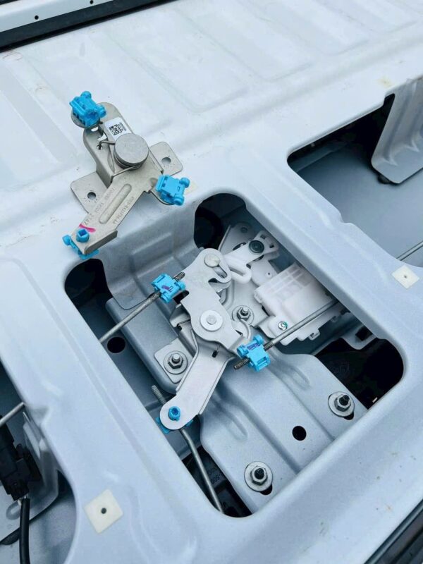 Lock Bửng Zin Ford Ranger XLS, Wildtrak